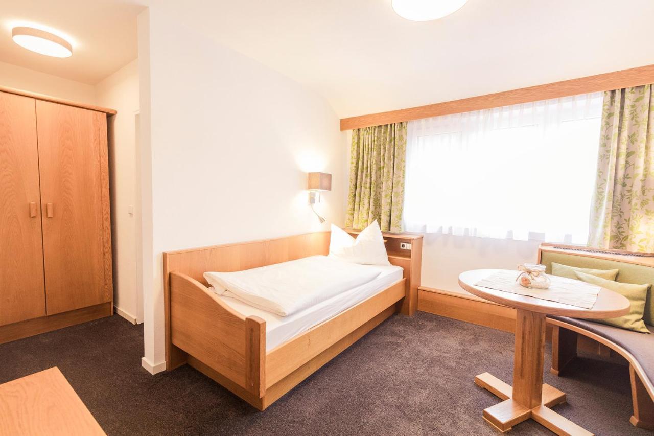 Landhotel Waldeck Fremdingen Bagian luar foto